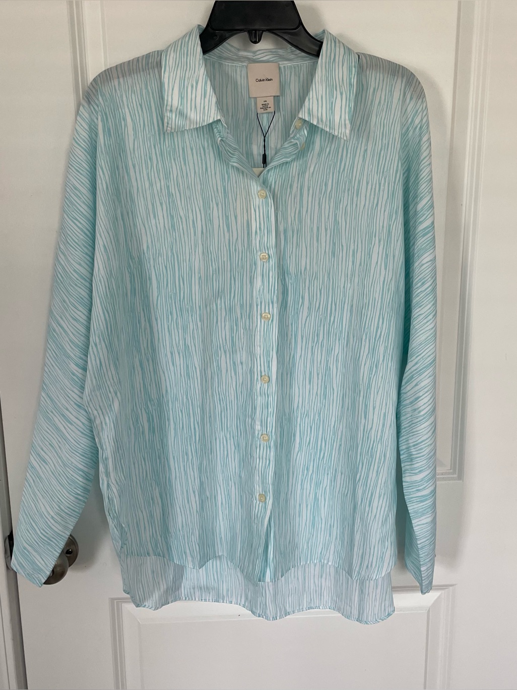 Calvin Klein White Blue Stripe Print Lightweight Button Up Shirt Women Large Nwt